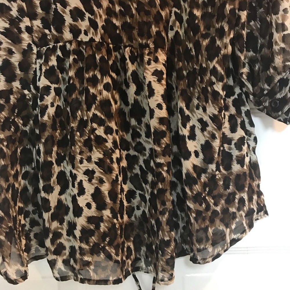 Blouse - Picture 2 of 8